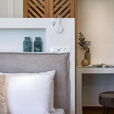 Ariste With Stunning Views Near Fiscardo Villa