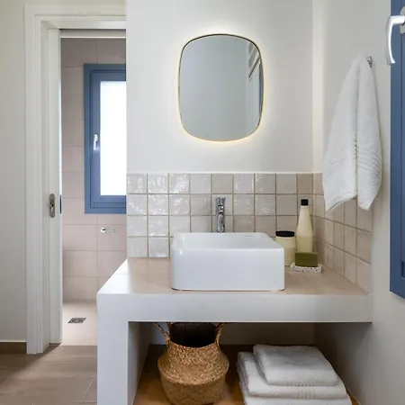 Ariste With Stunning Views Near Fiscardo Villa *