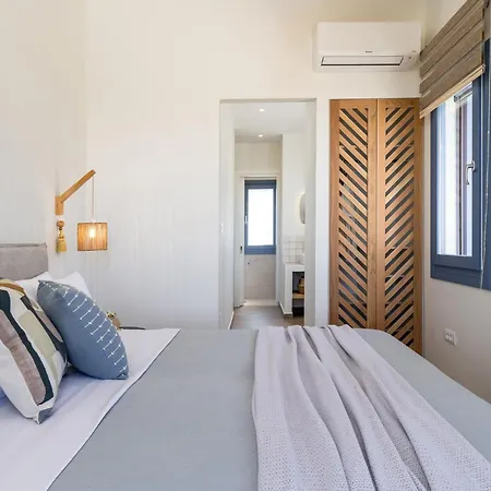 Villa Ariste With Stunning Views Near Fiscardo Katsarata