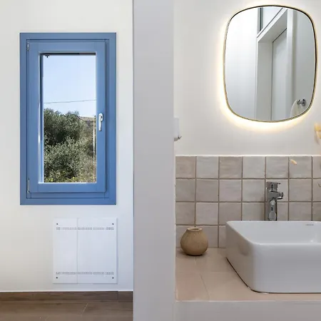 Villa Ariste With Stunning Views Near Fiscardo *