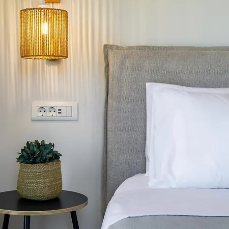 Ariste With Stunning Views Near Fiscardo Villa