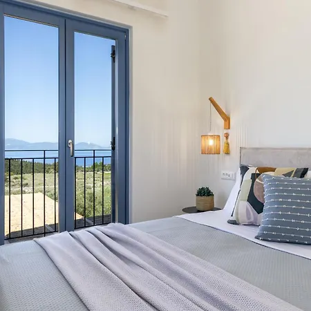 Ariste With Stunning Views Near Fiscardo Villa Katsaráta